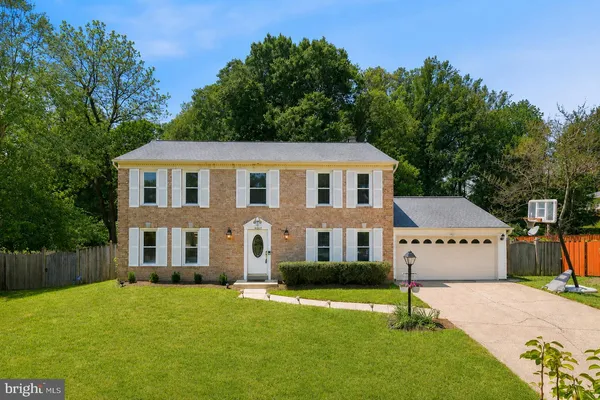 $1,200,000 | 10240 Colebrook Avenue, Potomac, MD 20854