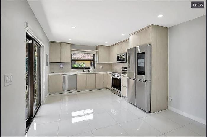 2415 West 67th Place, Unit 811 Hialeah, FL 33016 - Photo 1 of 53