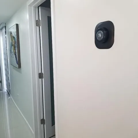 $399,000 | 2415 West 67th Place, Unit 811, Hialeah, FL 33016