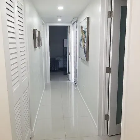 $399,000 | 2415 West 67th Place, Unit 811, Hialeah, FL 33016