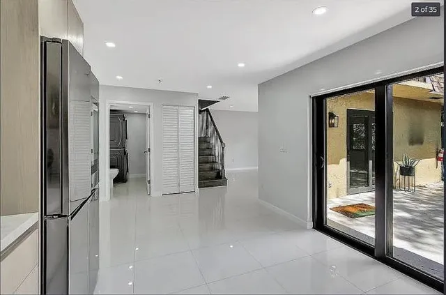 $399,000 | 2415 West 67th Place, Unit 811, Hialeah, FL 33016