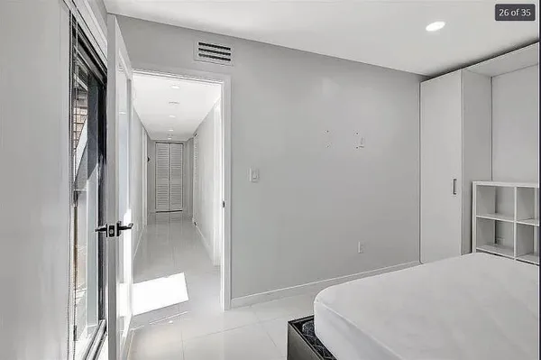$399,000 | 2415 West 67th Place, Unit 811, Hialeah, FL 33016