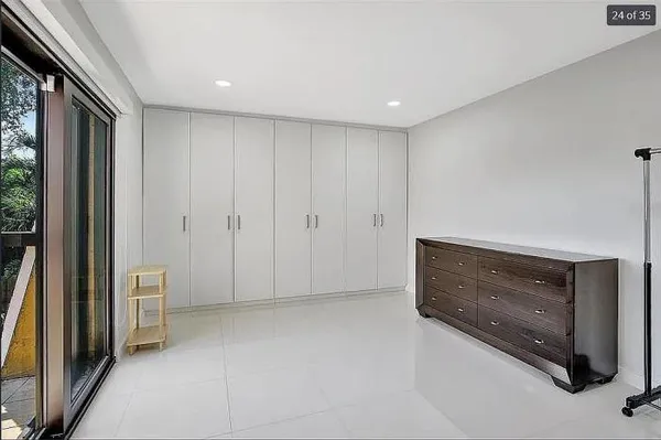 $399,000 | 2415 West 67th Place, Unit 811, Hialeah, FL 33016