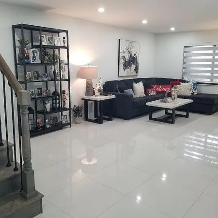 $399,000 | 2415 West 67th Place, Unit 811, Hialeah, FL 33016