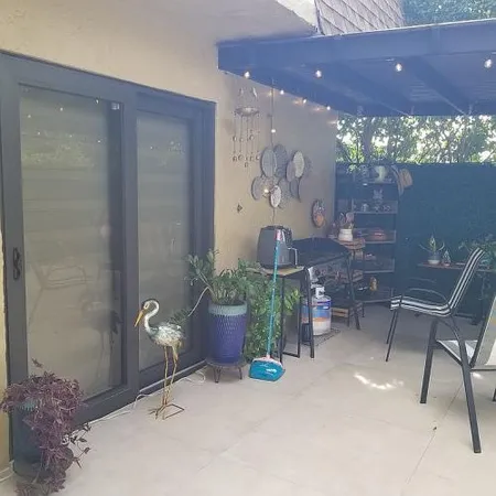 $399,000 | 2415 West 67th Place, Unit 811, Hialeah, FL 33016