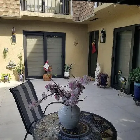 $399,000 | 2415 West 67th Place, Unit 811, Hialeah, FL 33016