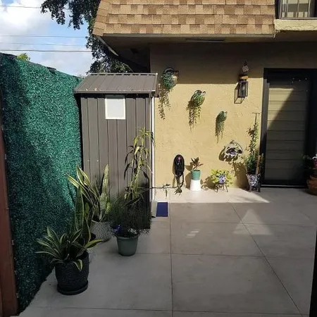 $399,000 | 2415 West 67th Place, Unit 811, Hialeah, FL 33016