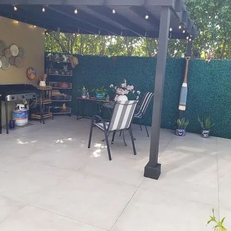 $399,000 | 2415 West 67th Place, Unit 811, Hialeah, FL 33016