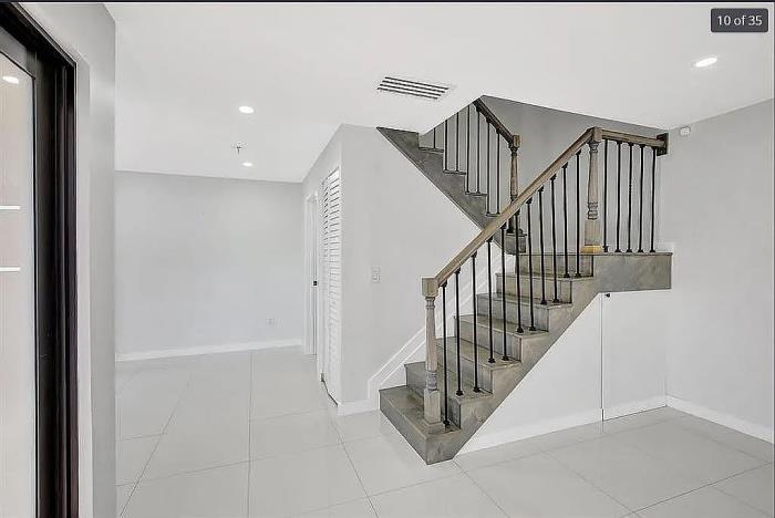 2415 West 67th Place, Unit 811 Hialeah, FL 33016 - Photo 5 of 53