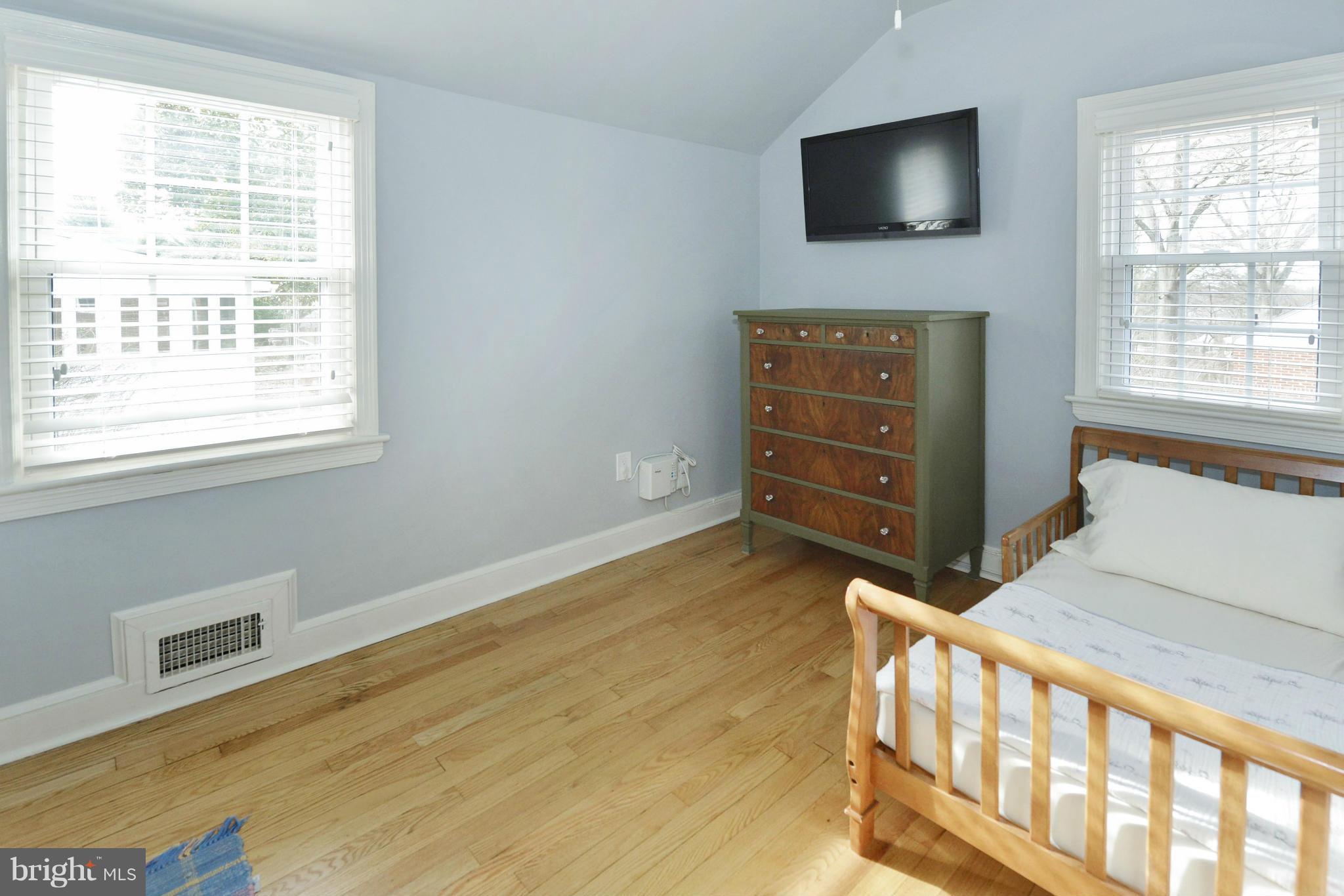 9100 Sudbury Road Silver Spring, MD 20901 - Photo 15 of 30 a view of room with flat screen tv