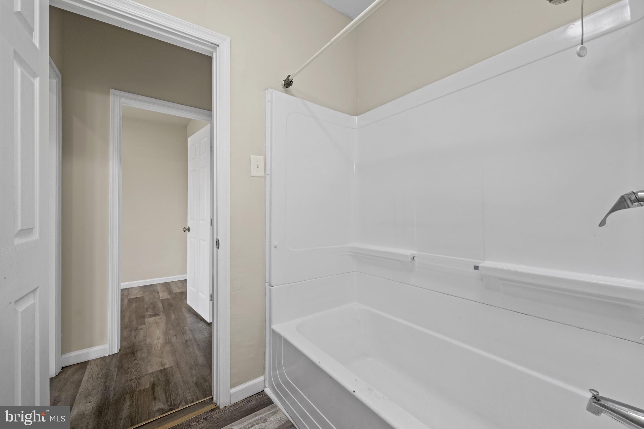 3030 Windsor Avenue Baltimore, MD 21216 - Photo 23 of 34 Full Bathroom