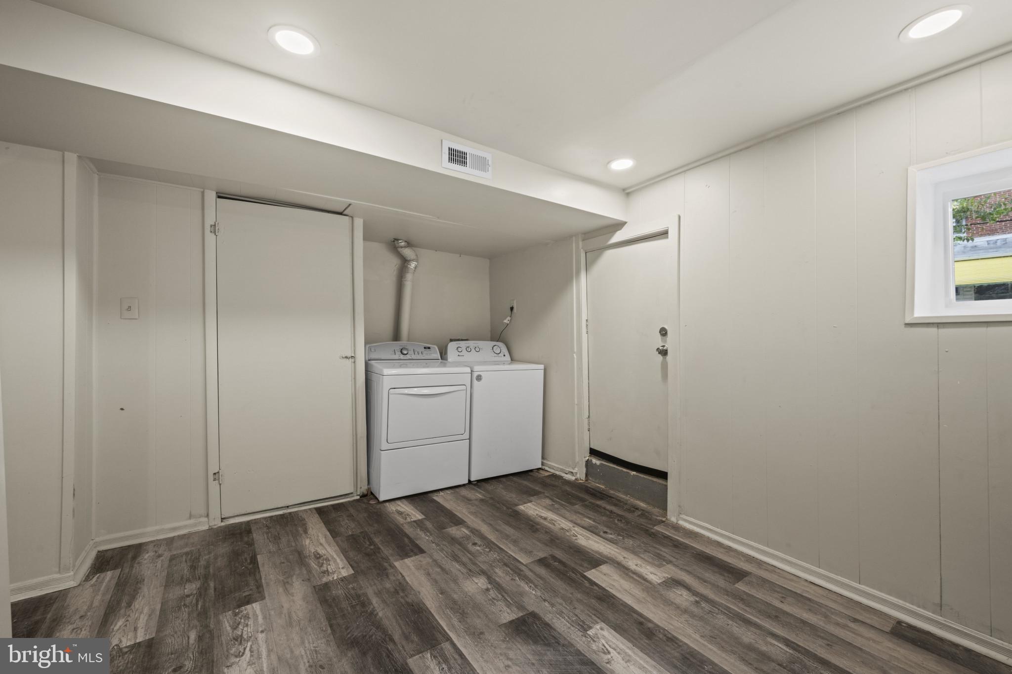 3030 Windsor Avenue Baltimore, MD 21216 - Photo 27 of 34 Laundry Room