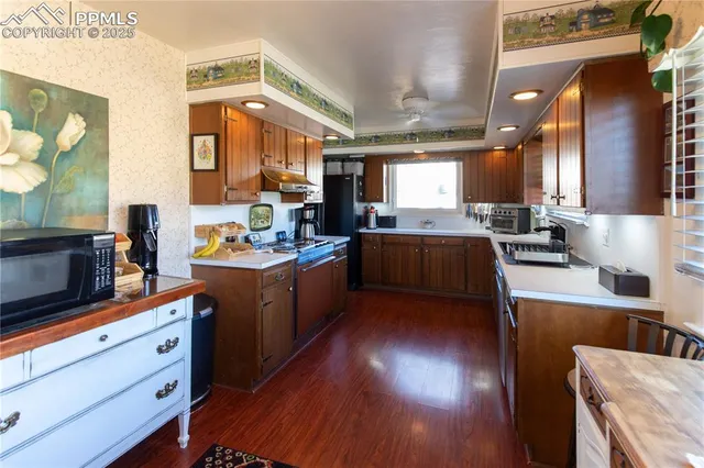 a kitchen with lots of counter top space