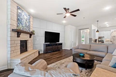 $975,000 | 1329 Siena Sunset Road, Leander, TX 78641