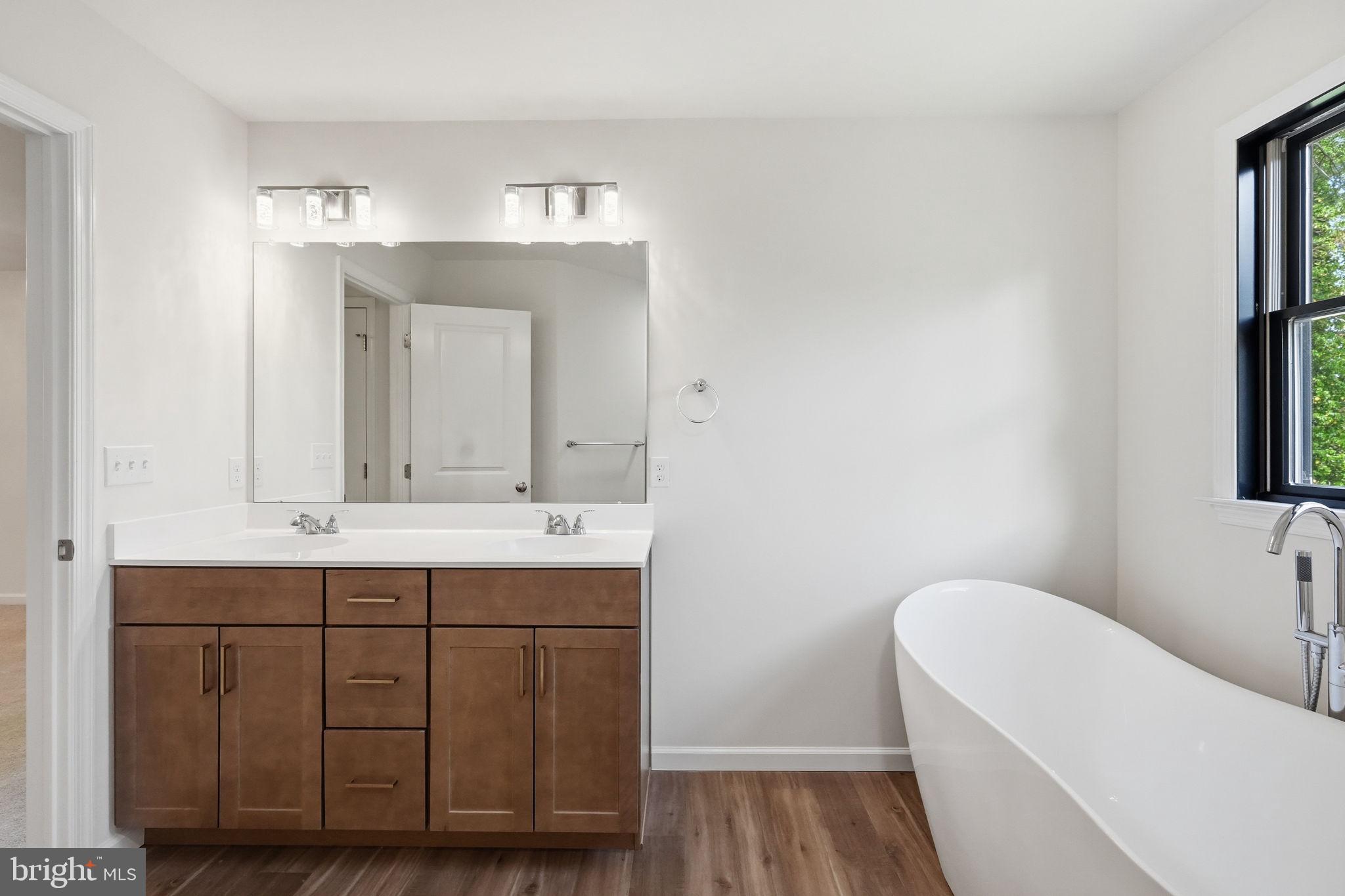 410 East Rose Tree Road Media, PA 19063 - Photo 35 of 50 Ensuite Bath