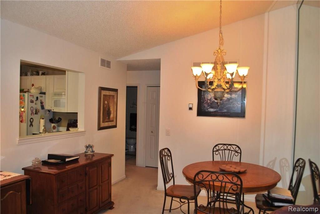 21630 River Ridge, Unit 202 Farmington, MI 48335 - Photo 8 of 35