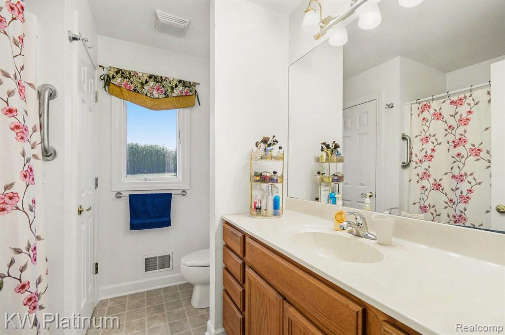 5175 Bishop Road Dryden, MI 48428 - Photo 17 of 28