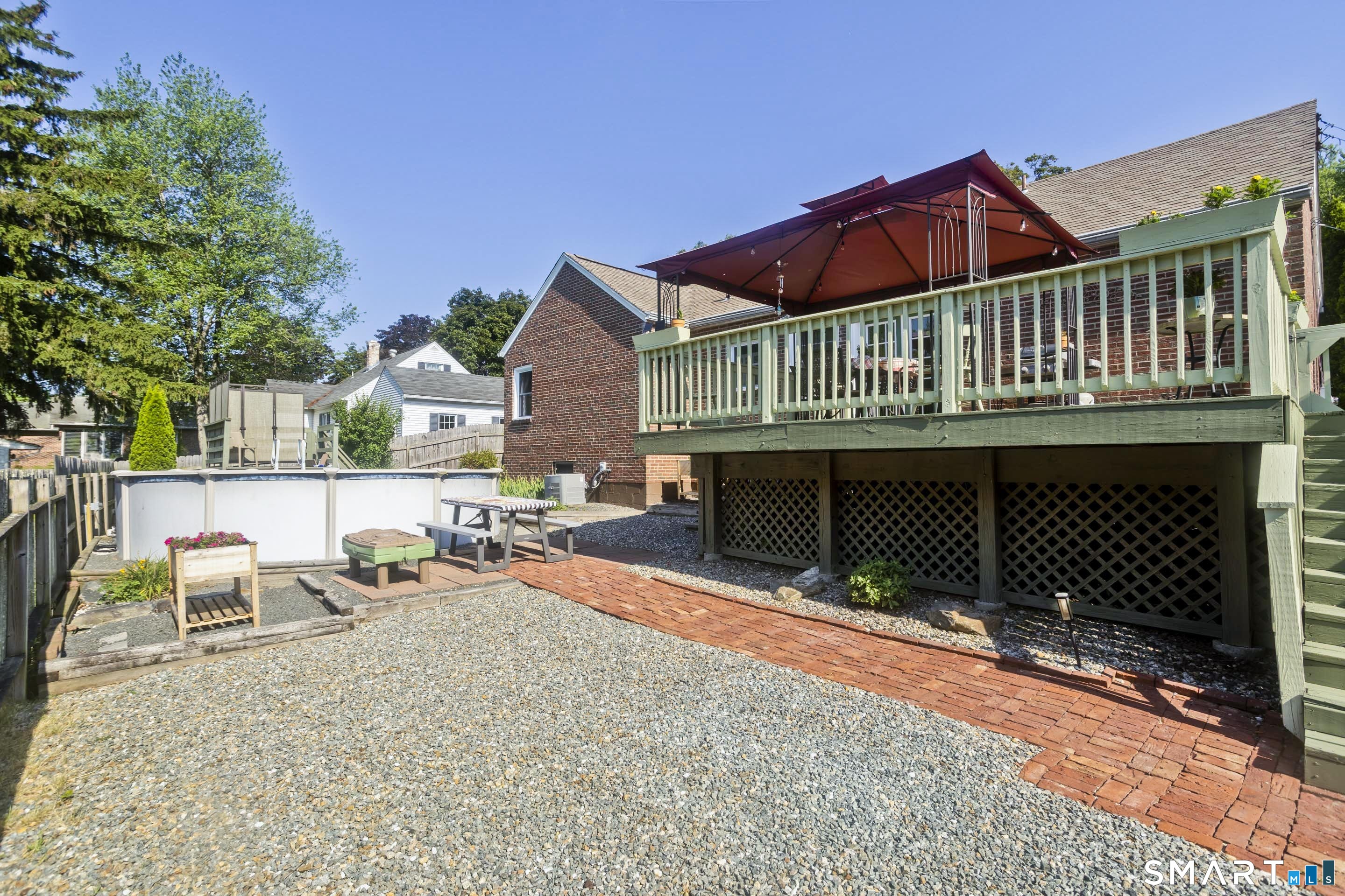 4 Third Street Enfield, CT 06082 - Photo 5 of 37