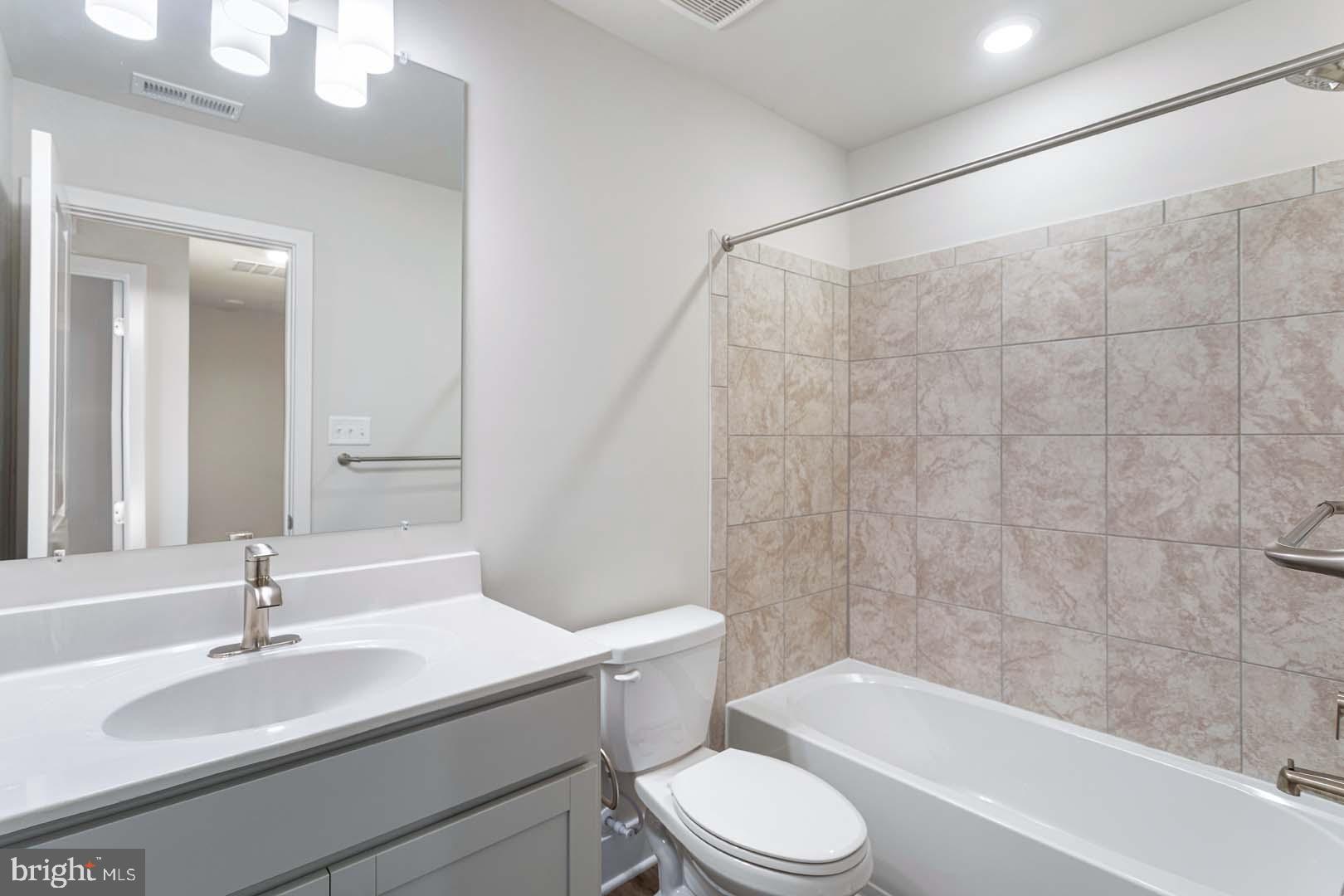 214 Matilda Frederick, MD 21701 - Photo 13 of 25