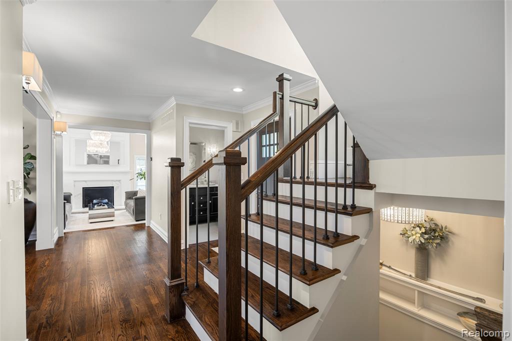 2872 Manchester Road Birmingham, MI 48009 - Photo 6 of 53