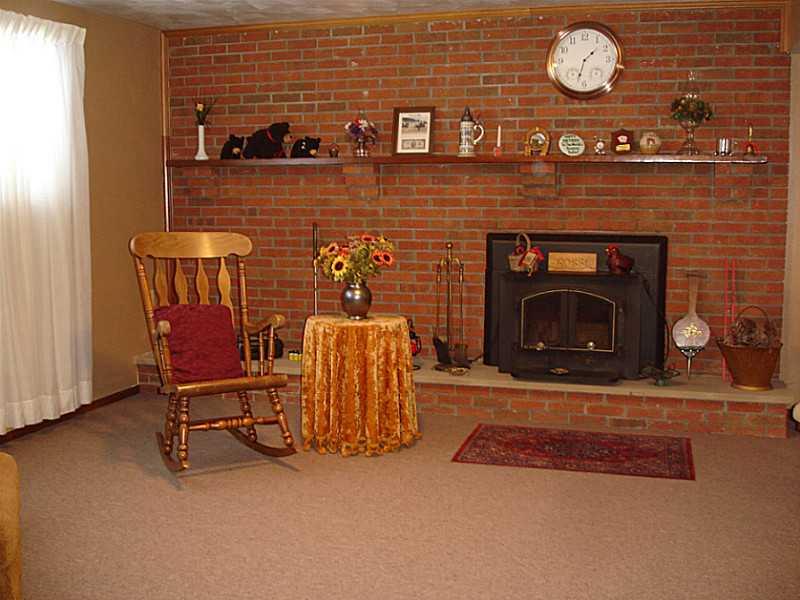 434 Aten Road Coraopolis, PA 15108 - Photo 14 of 19 Basement/Game Room.