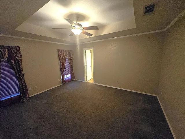 $325,000 | 604 Valleyridge Court, Decatur, TX 76234