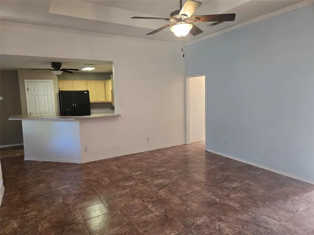 $325,000 | 604 Valleyridge Court, Decatur, TX 76234