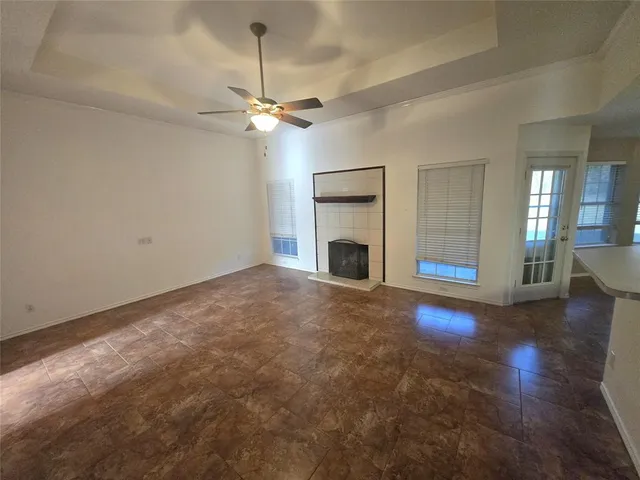 $325,000 | 604 Valleyridge Court, Decatur, TX 76234