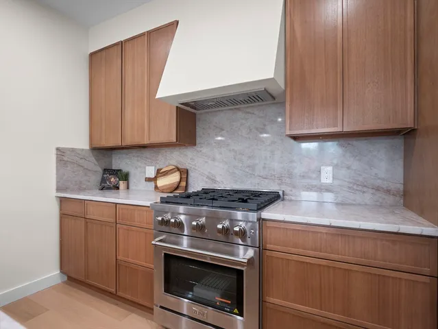 $879,990 | 106-108 Bunker Hill Street, Unit 1, Boston, MA 02129
