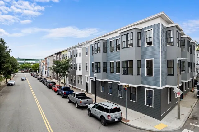 $879,990 | 106-108 Bunker Hill Street, Unit 1, Boston, MA 02129