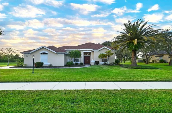 $3,900 | 7468 Myrica Drive, Sarasota, FL 34241