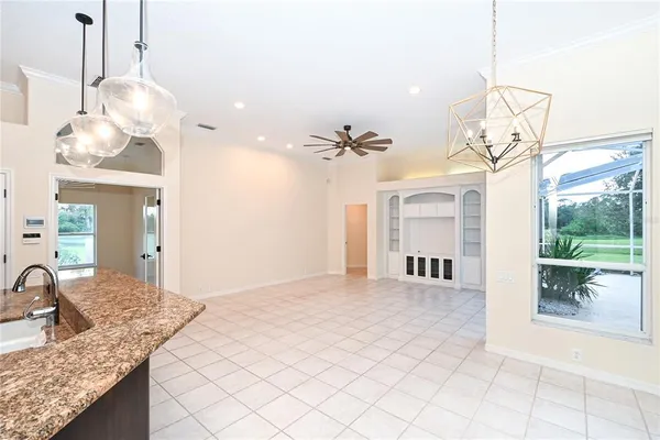 $3,900 | 7468 Myrica Drive, Sarasota, FL 34241