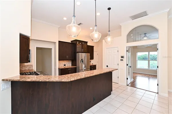 $3,900 | 7468 Myrica Drive, Sarasota, FL 34241