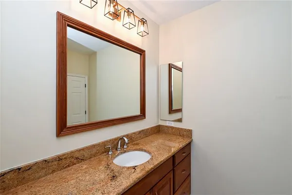 $3,900 | 7468 Myrica Drive, Sarasota, FL 34241