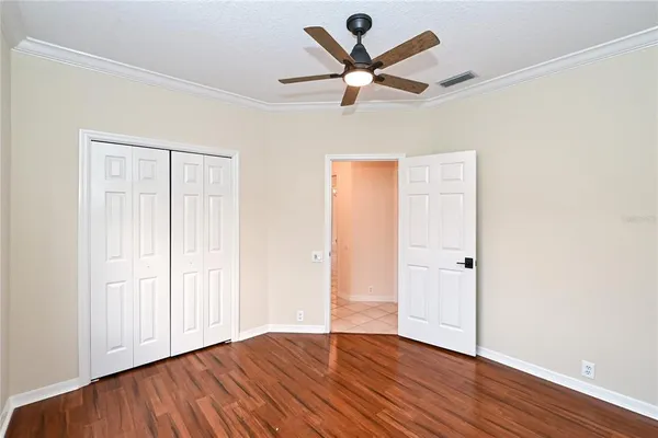 $3,900 | 7468 Myrica Drive, Sarasota, FL 34241