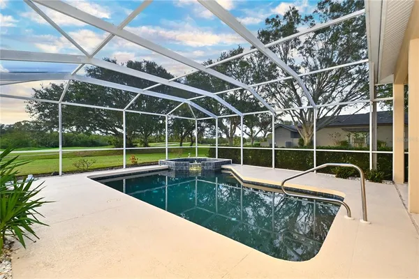 $3,900 | 7468 Myrica Drive, Sarasota, FL 34241