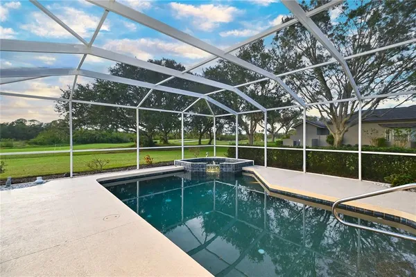 $3,900 | 7468 Myrica Drive, Sarasota, FL 34241