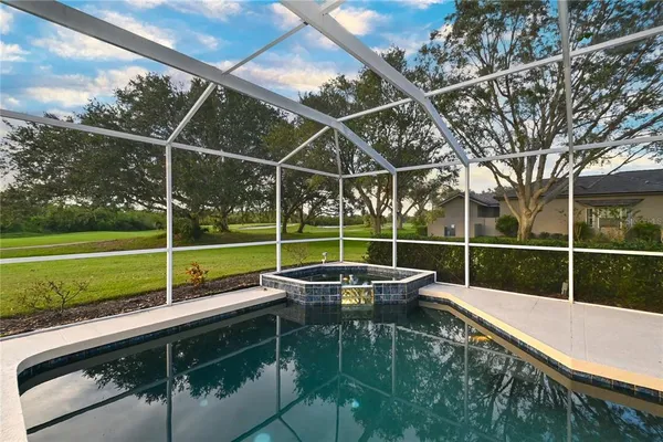 $3,900 | 7468 Myrica Drive, Sarasota, FL 34241