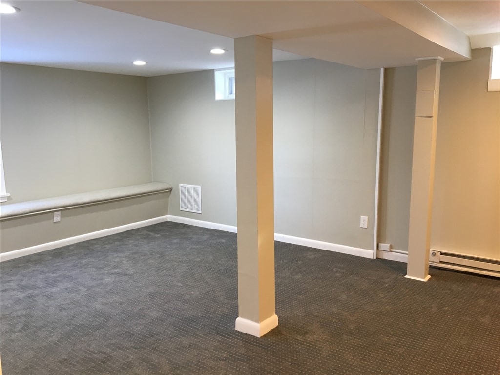 188 Old County Road Smithfield, RI 02917 - Photo 23 of 36