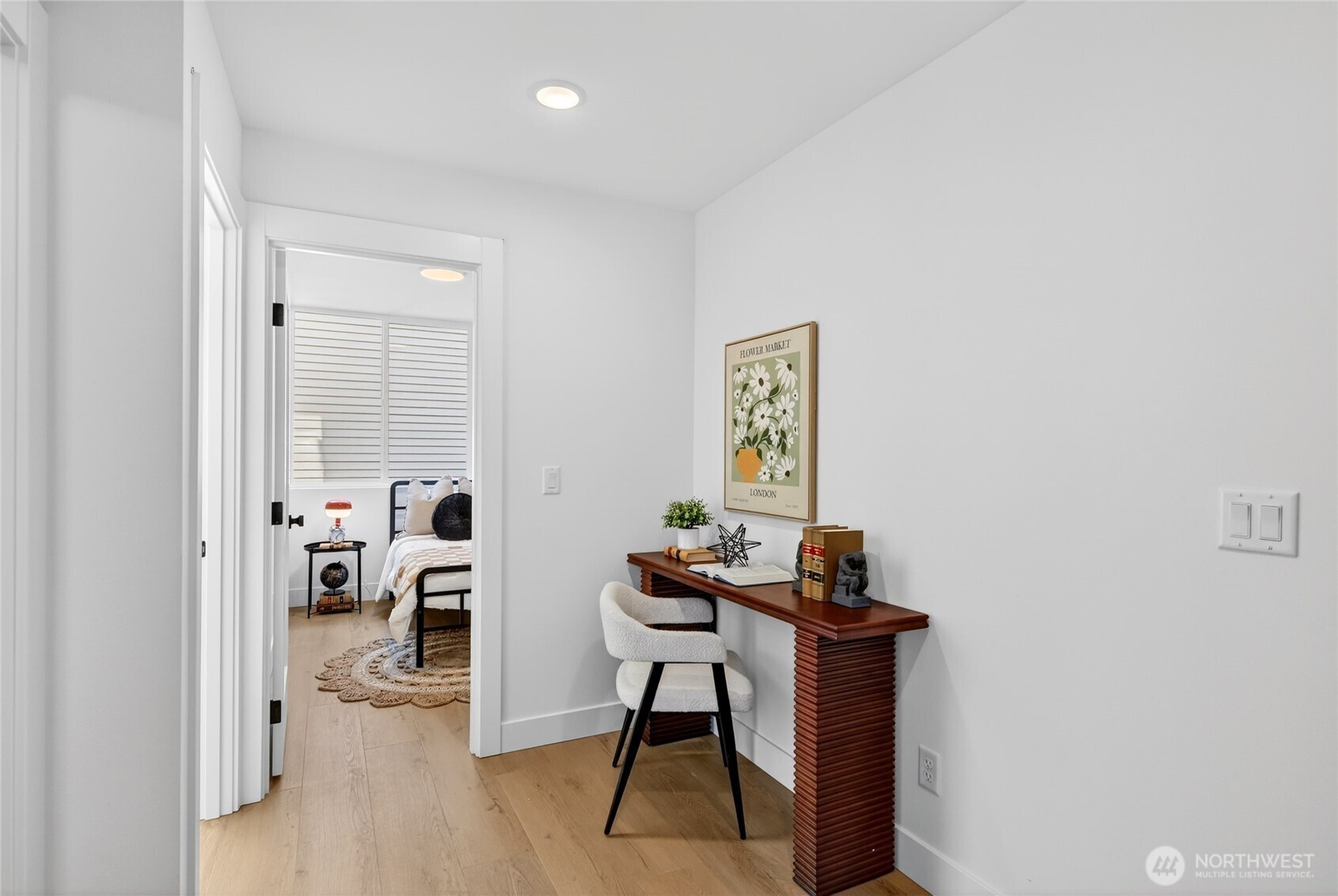 6318 41st Avenue Southwest, Unit D Seattle, WA 98136 - Photo 8 of 32