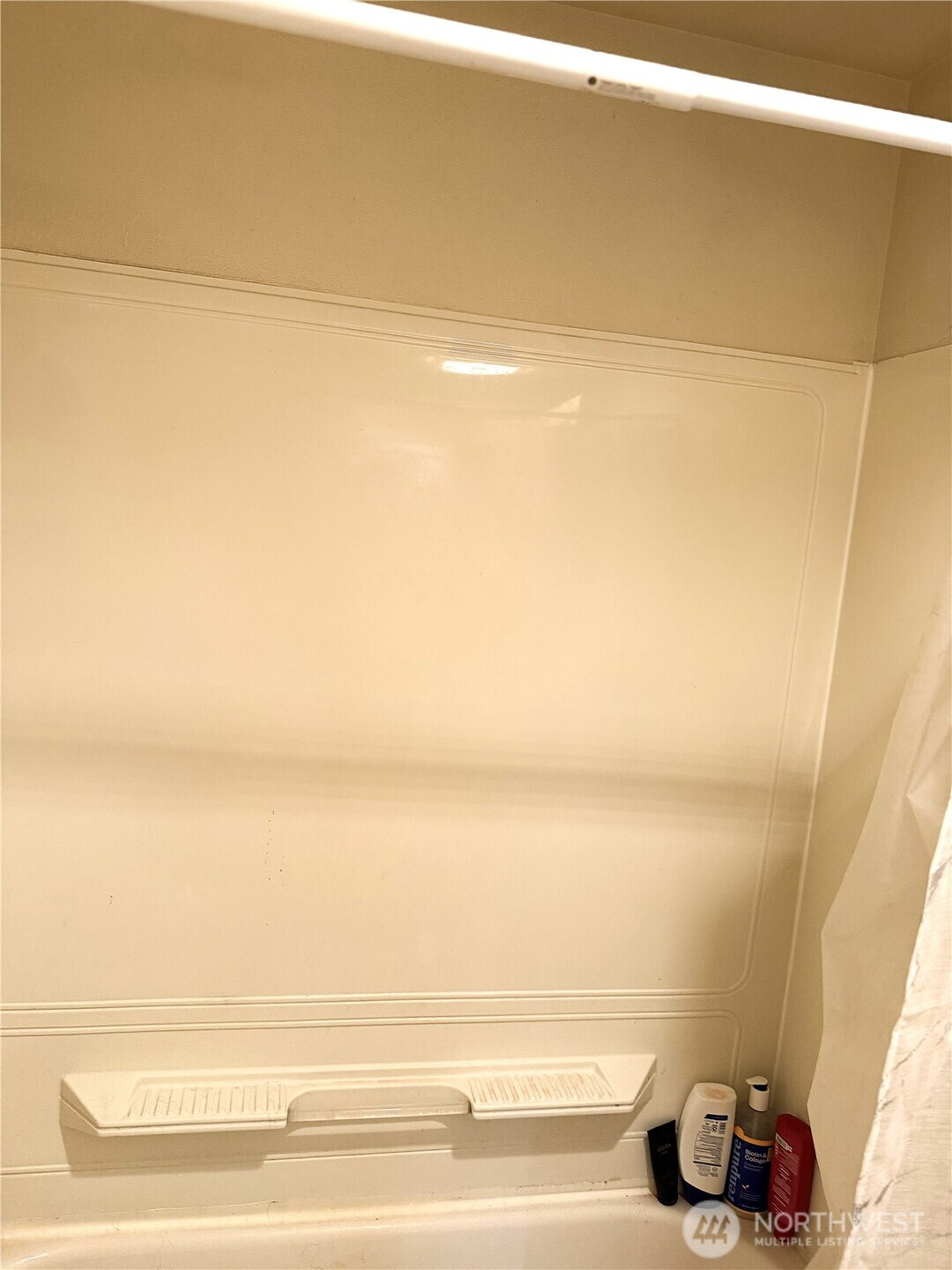 28716 18th Avenue South, Unit Y203 Federal Way, WA 98003 - Photo 23 of 37 a view of a room