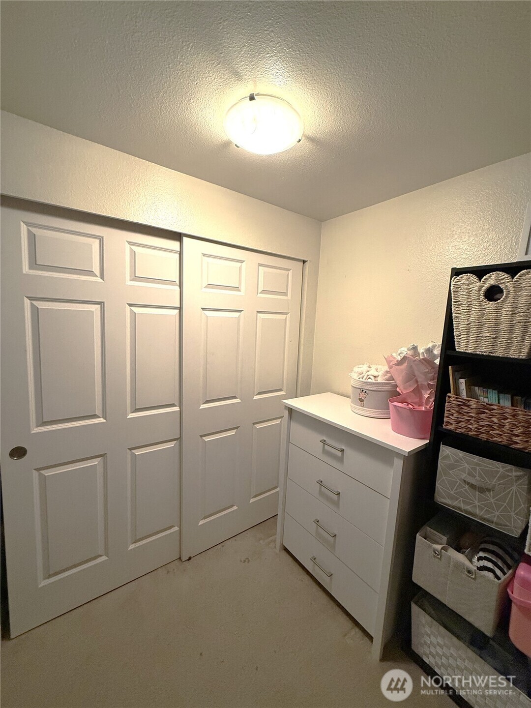 28716 18th Avenue South, Unit Y203 Federal Way, WA 98003 - Photo 29 of 37 a bathroom with a sink and a mirror