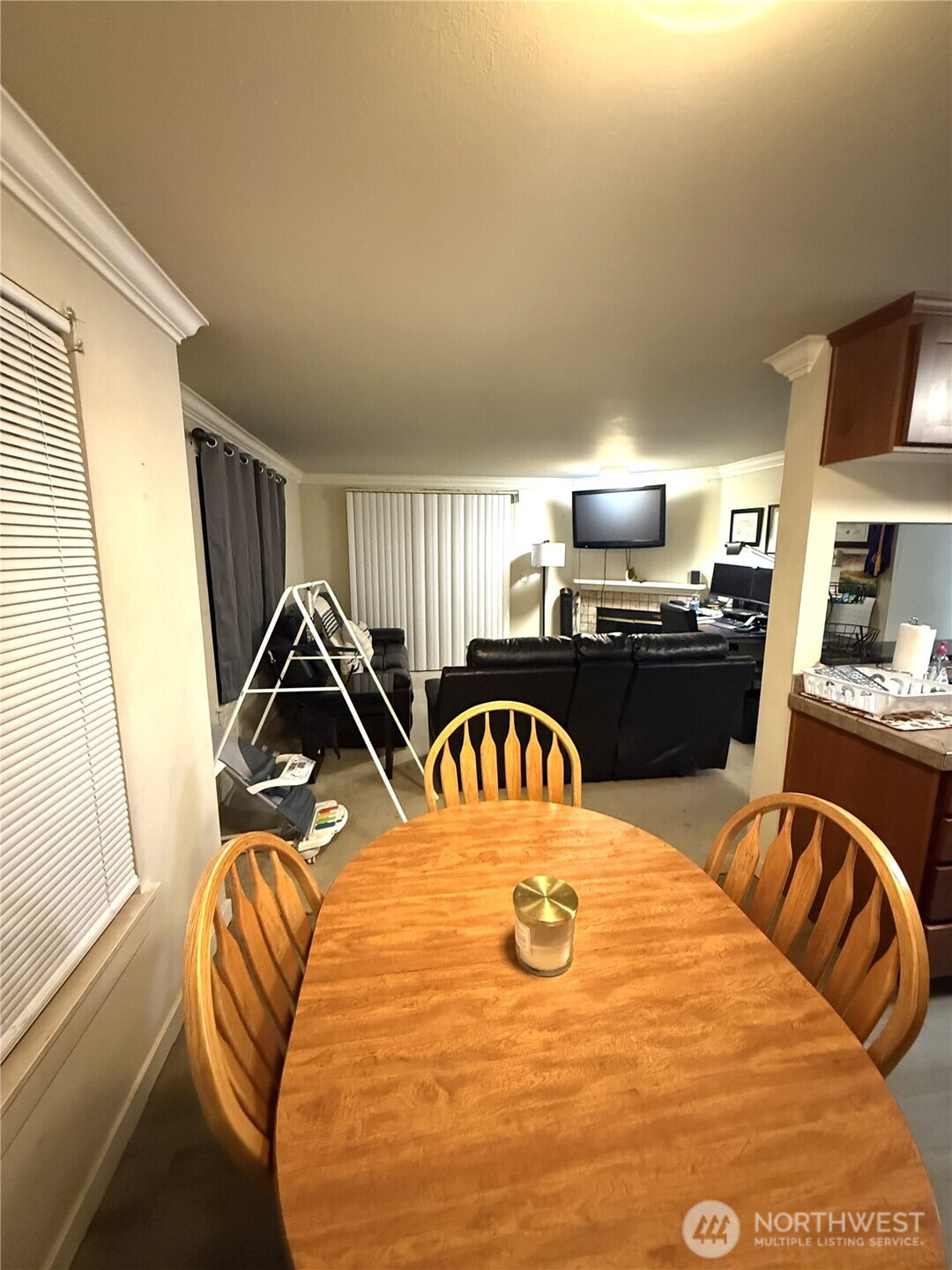 28716 18th Avenue South, Unit Y203 Federal Way, WA 98003 - Photo 8 of 37 a view of a dining room with furniture