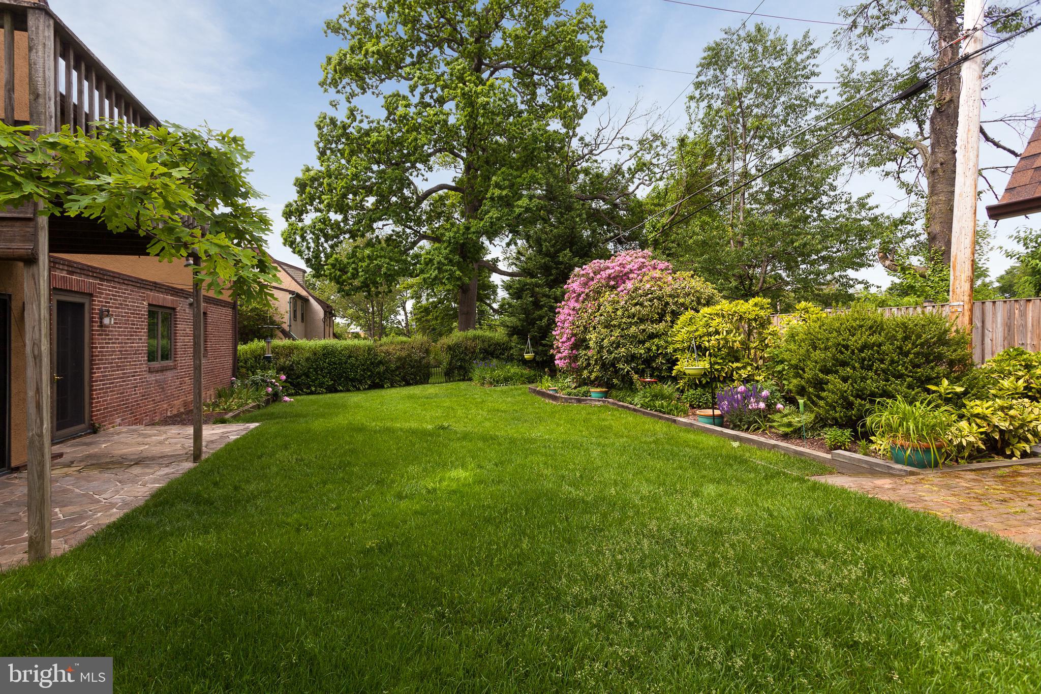 7109 Rich Hill Road Baltimore, MD 21212 - Photo 36 of 39 Lovely backyard, with private gate to school