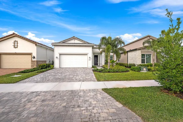$4,500 | 10720 Northbrook Circle, Palm Beach Gardens, FL 33412