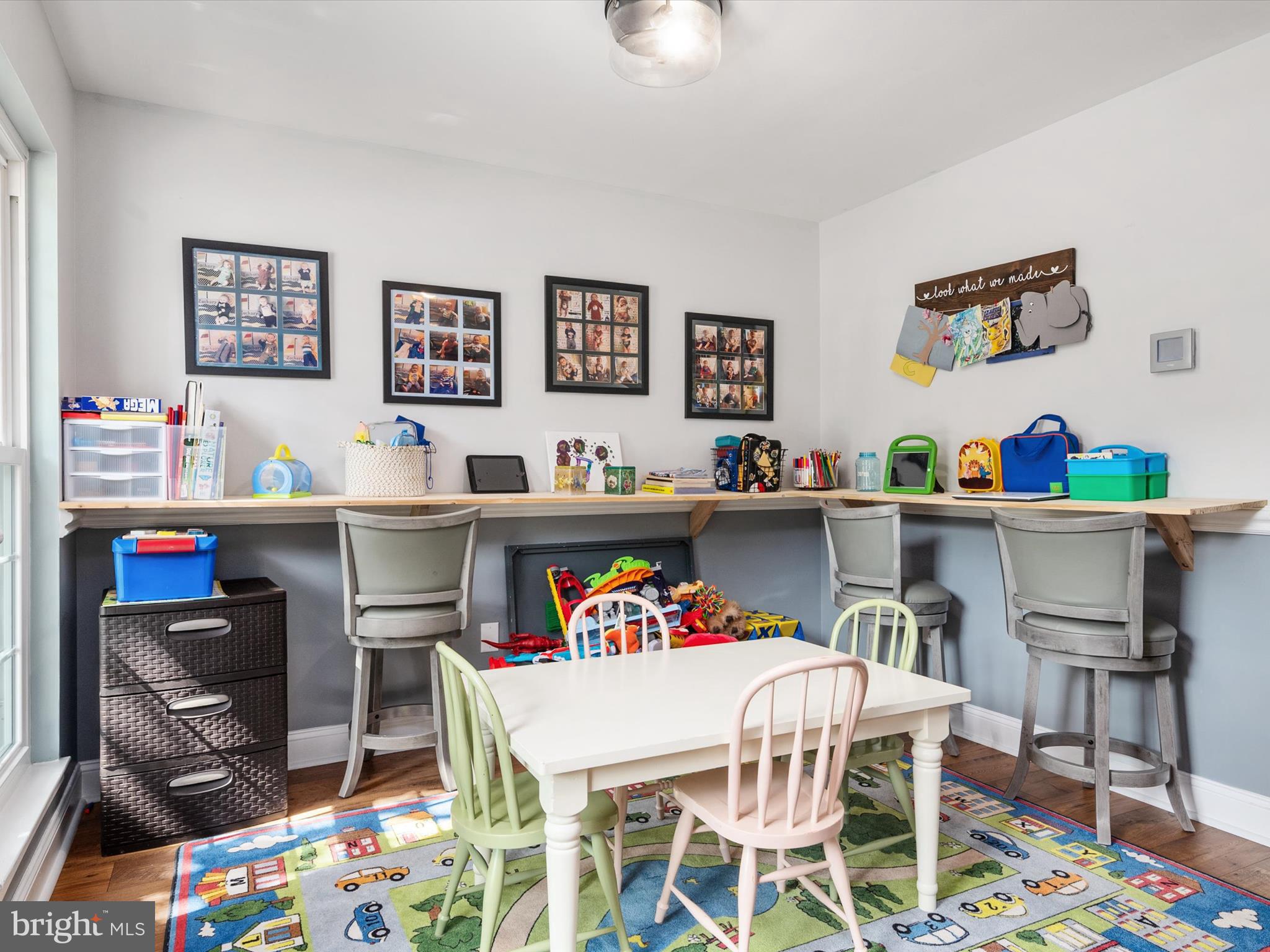 9328 Spring Water Path Jessup, MD 20794 - Photo 17 of 46 Built in Desk