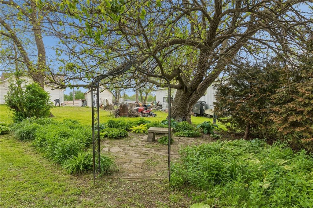 109 Maple Street Lathrop, MO 64465 - Photo 41 of 46