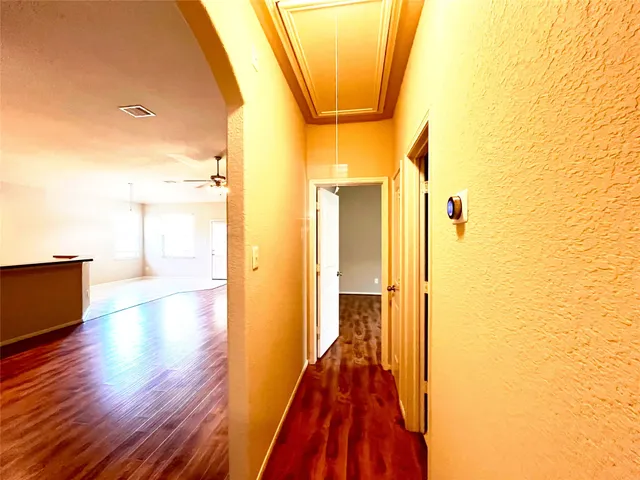 $1,975 | 20330 Pine Water Lane, Tomball, TX 77375