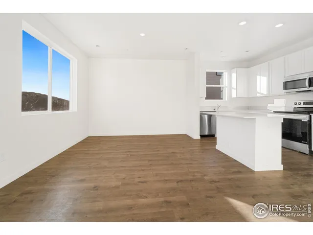 $330,000 | 3864 Pinnacles Court, Evans, CO 80620