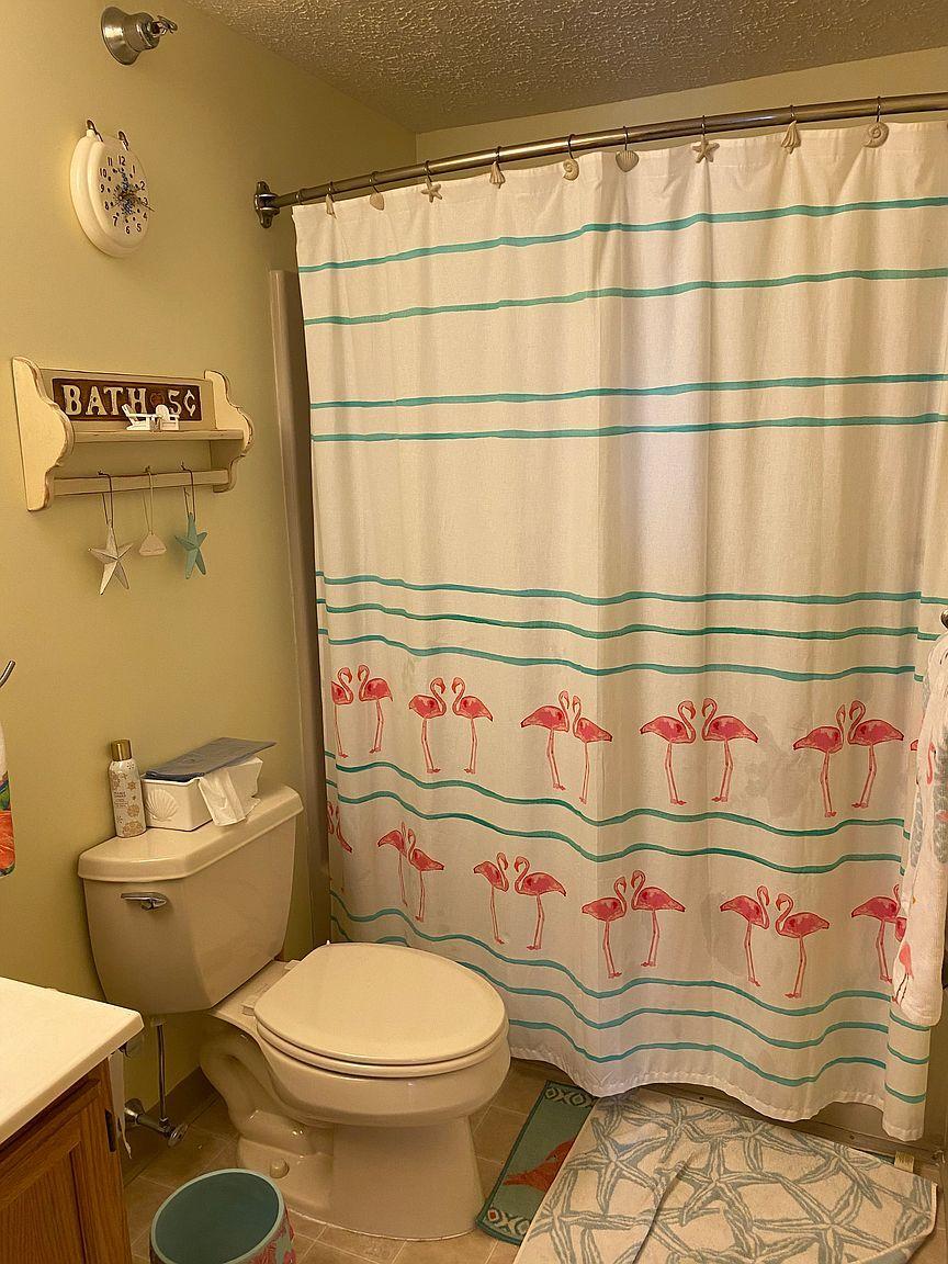 1072 Post Road, Unit 128 Wells, ME 04090 - Photo 17 of 34 2nd Floor Full Bath